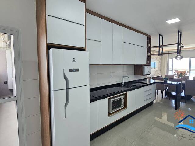 Apartamento para Venda em Matinhos - 4
