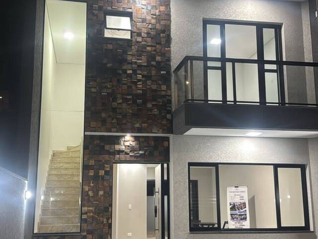#512 - Triplex para Venda em Pontal do Paraná - PR - 2