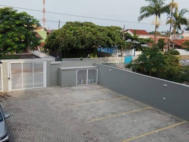 #484 - Apartamento para Venda em Itapoá - SC - 2