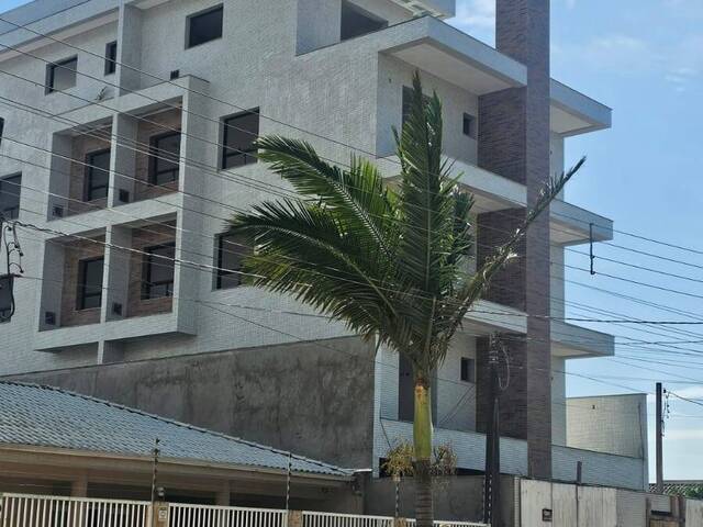 #429 - Apartamento para Venda em Matinhos - PR