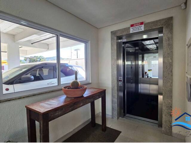 #562 - Apartamento para Venda em Matinhos - PR - 2