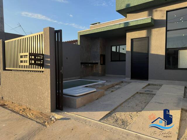#605 - Casa para Venda em Matinhos - PR - 2