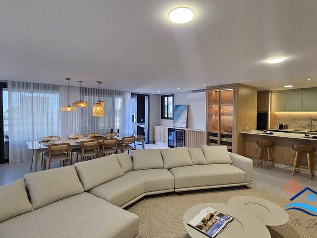 #448 - Apartamento para Venda em Guaratuba - PR - 2