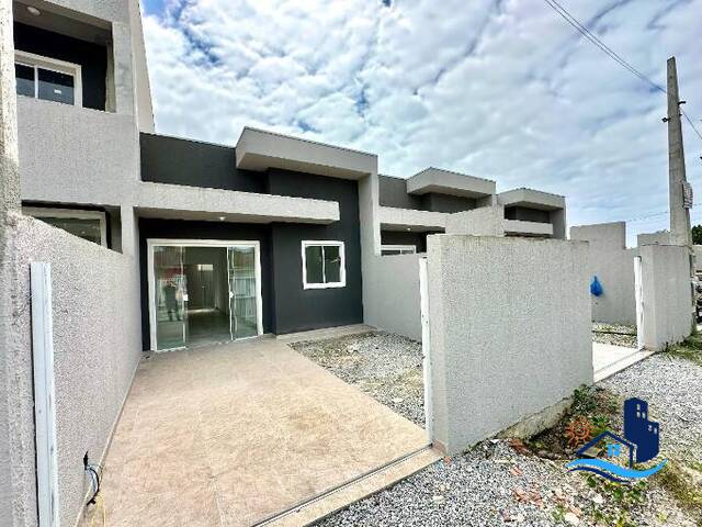 #596 - Casa para Venda em Matinhos - PR - 2