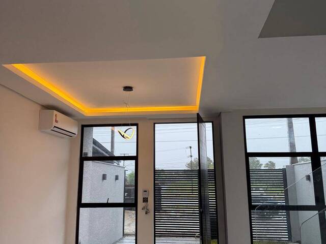Triplex para Venda em Matinhos - 4