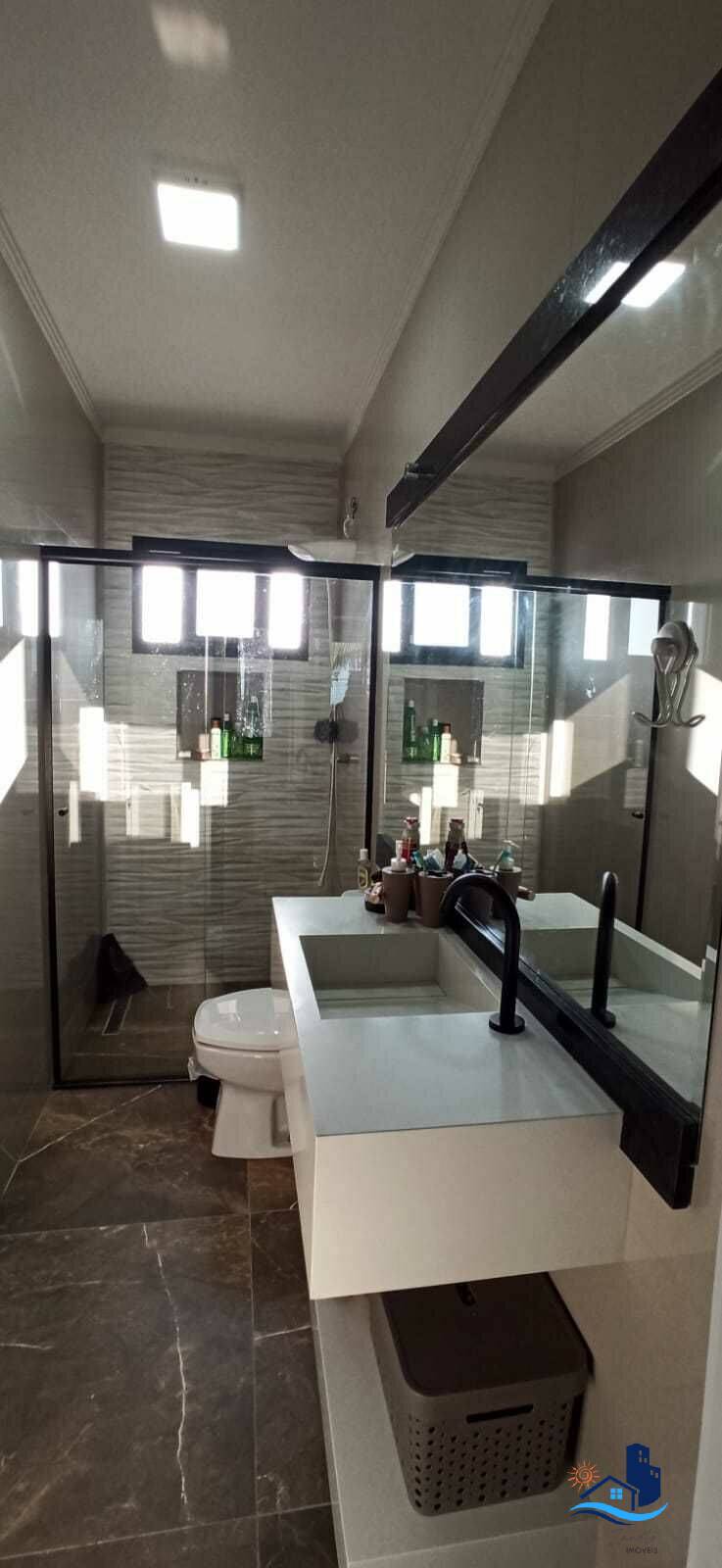 Casa à venda com 4 quartos, 260m² - Foto 35