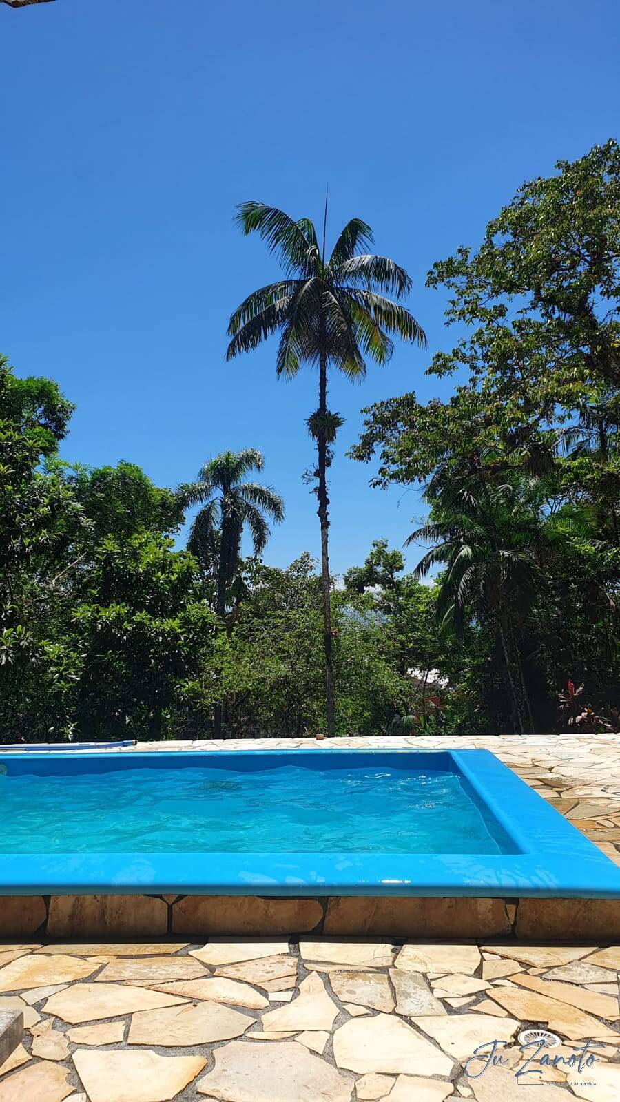Chácara à venda com 3 quartos, 100m² - Foto 2