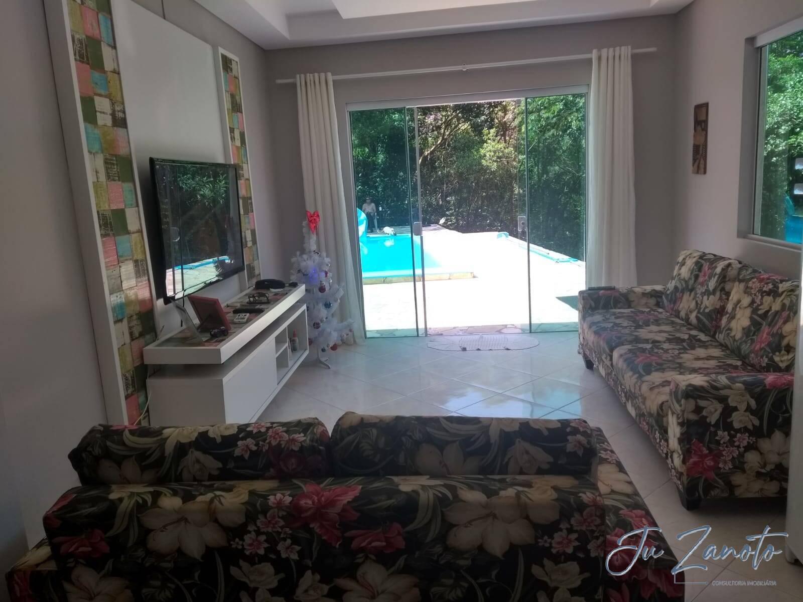Chácara à venda com 3 quartos, 100m² - Foto 14