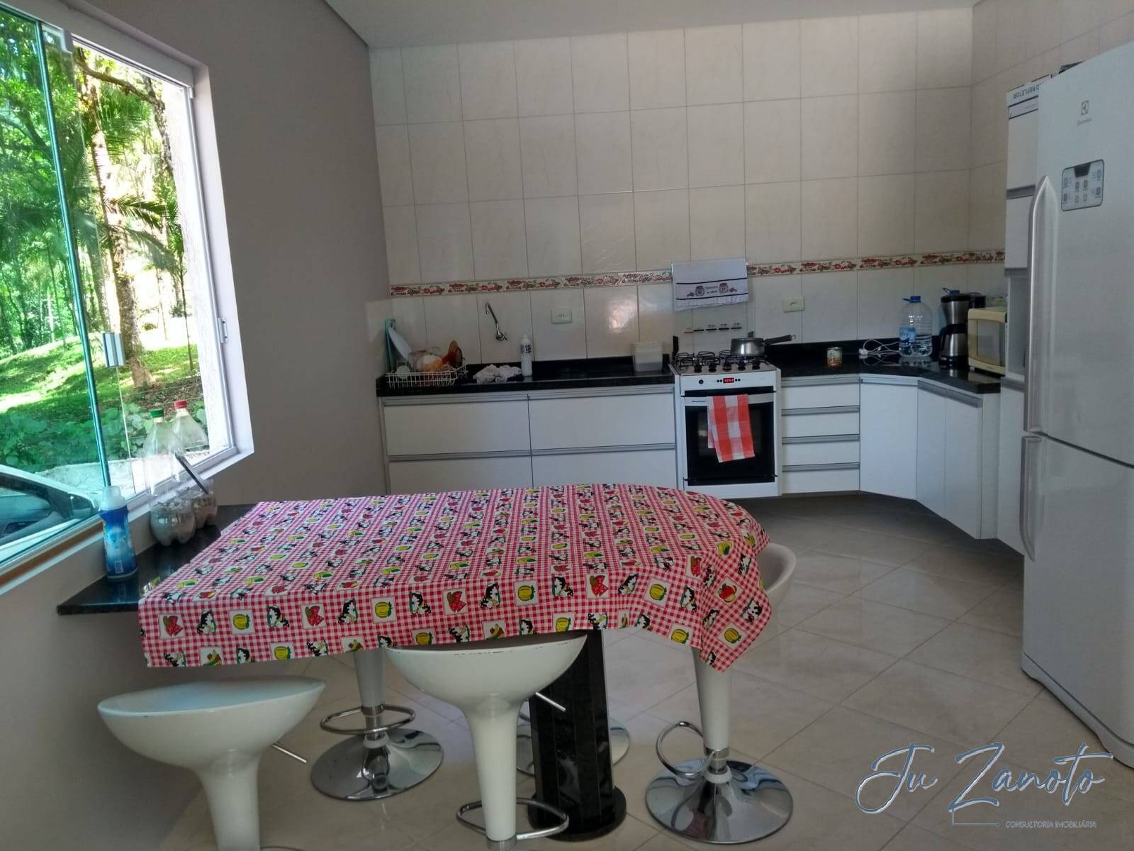 Chácara à venda com 3 quartos, 100m² - Foto 13