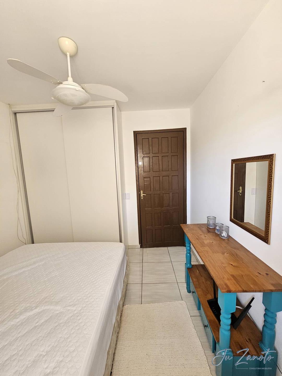 Casa à venda com 3 quartos, 70m² - Foto 10