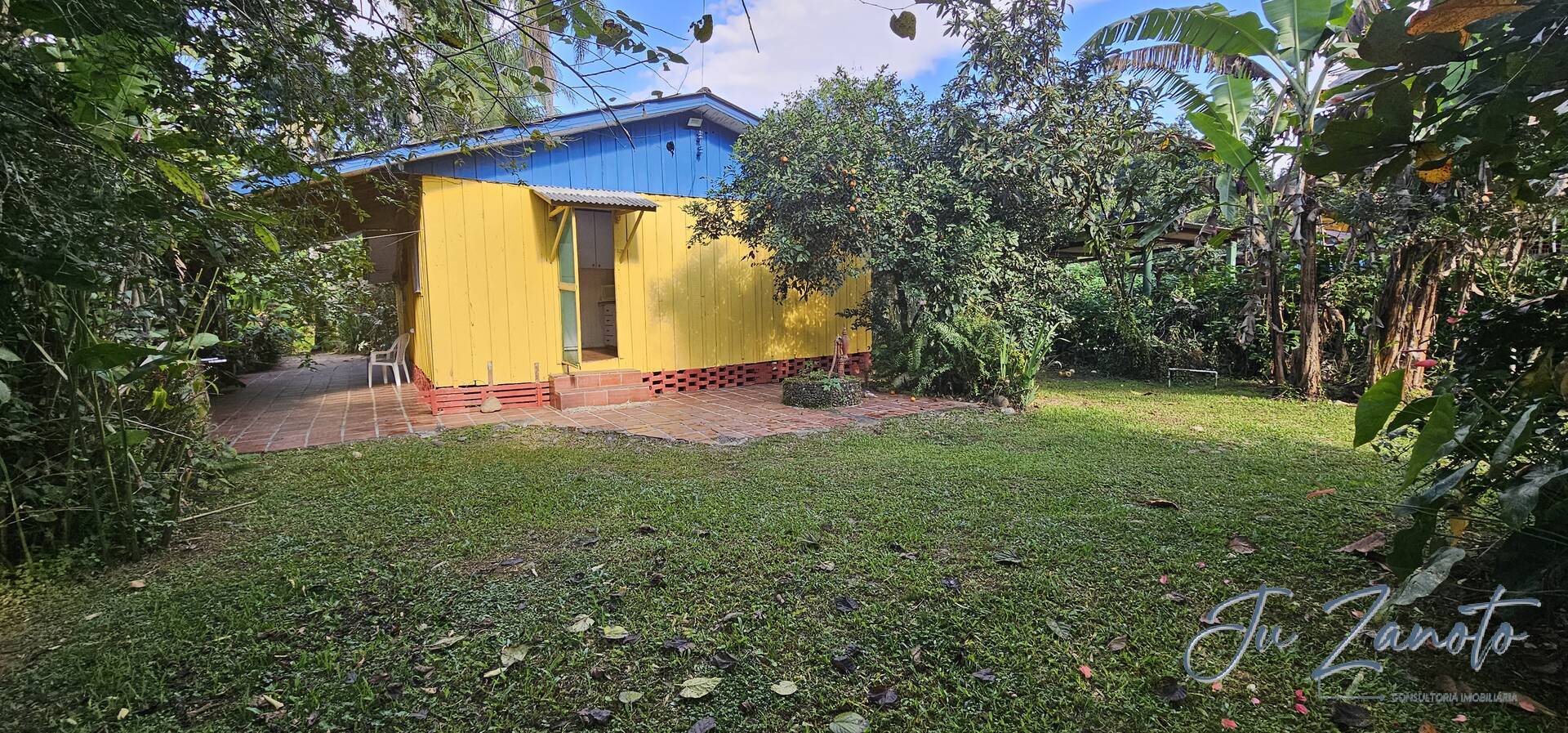 Casa à venda com 3 quartos, 450m² - Foto 2
