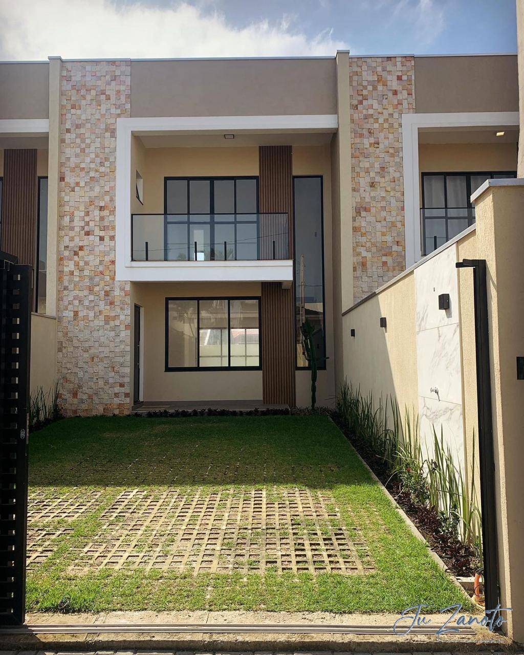 Casa à venda com 3 quartos, 147m² - Foto 2