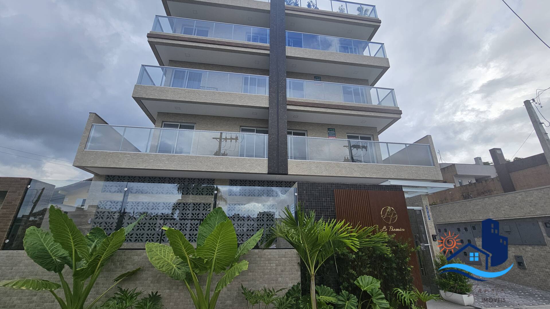 Apartamento à venda com 3 quartos, 86m² - Foto 2