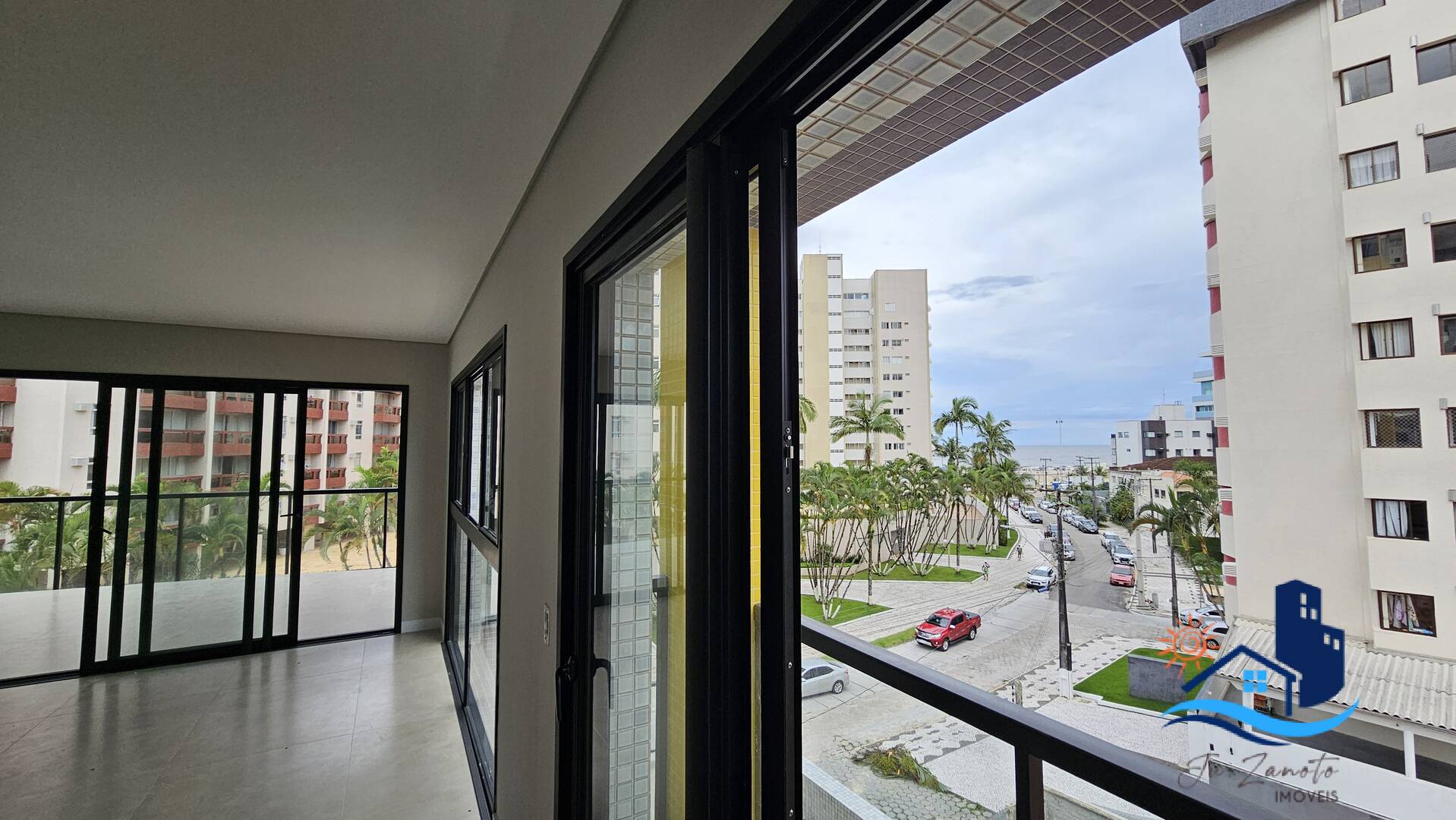 Apartamento, 3 quartos, 166 m² - Foto 2