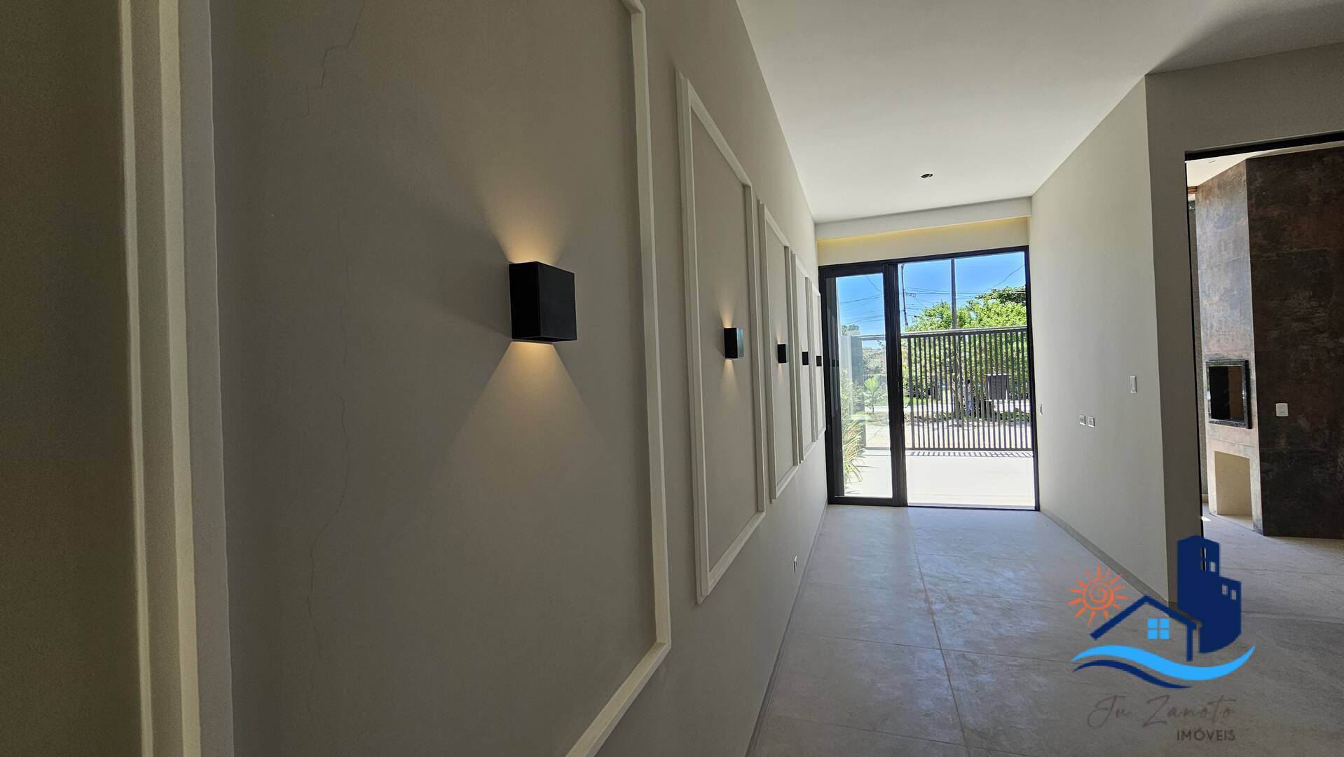 Casa à venda com 3 quartos, 109m² - Foto 3