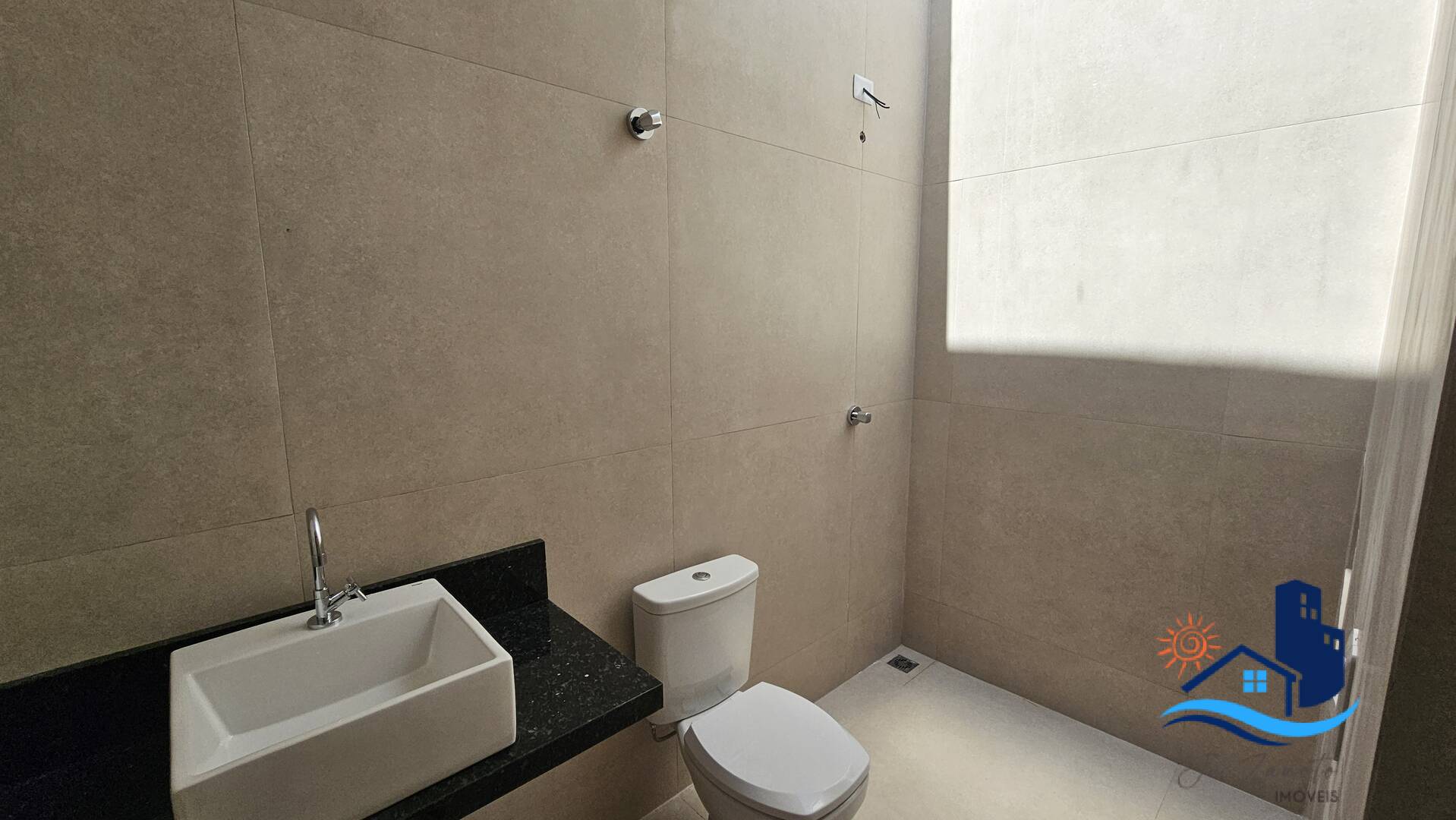 Casa à venda com 3 quartos, 109m² - Foto 12