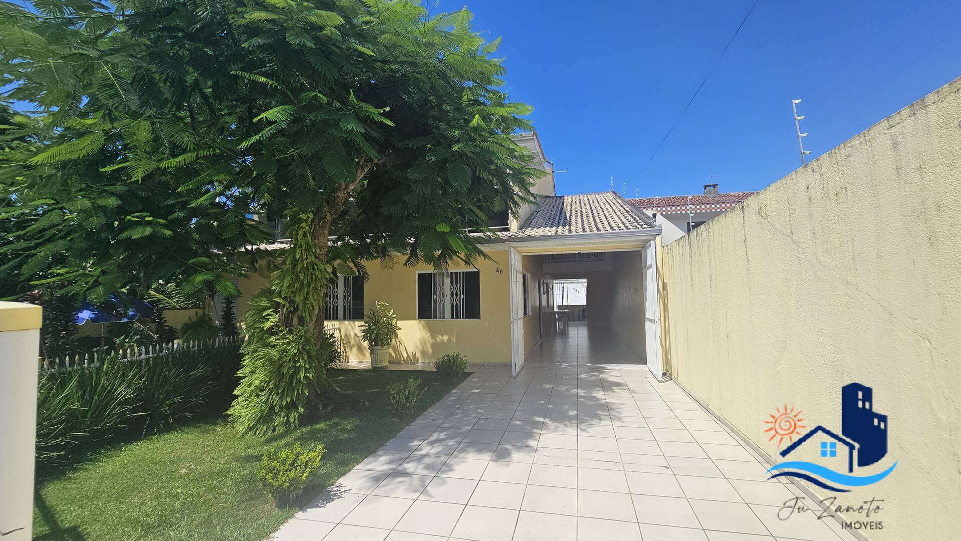 Sobrado, 8 quartos, 352 m² - Foto 2