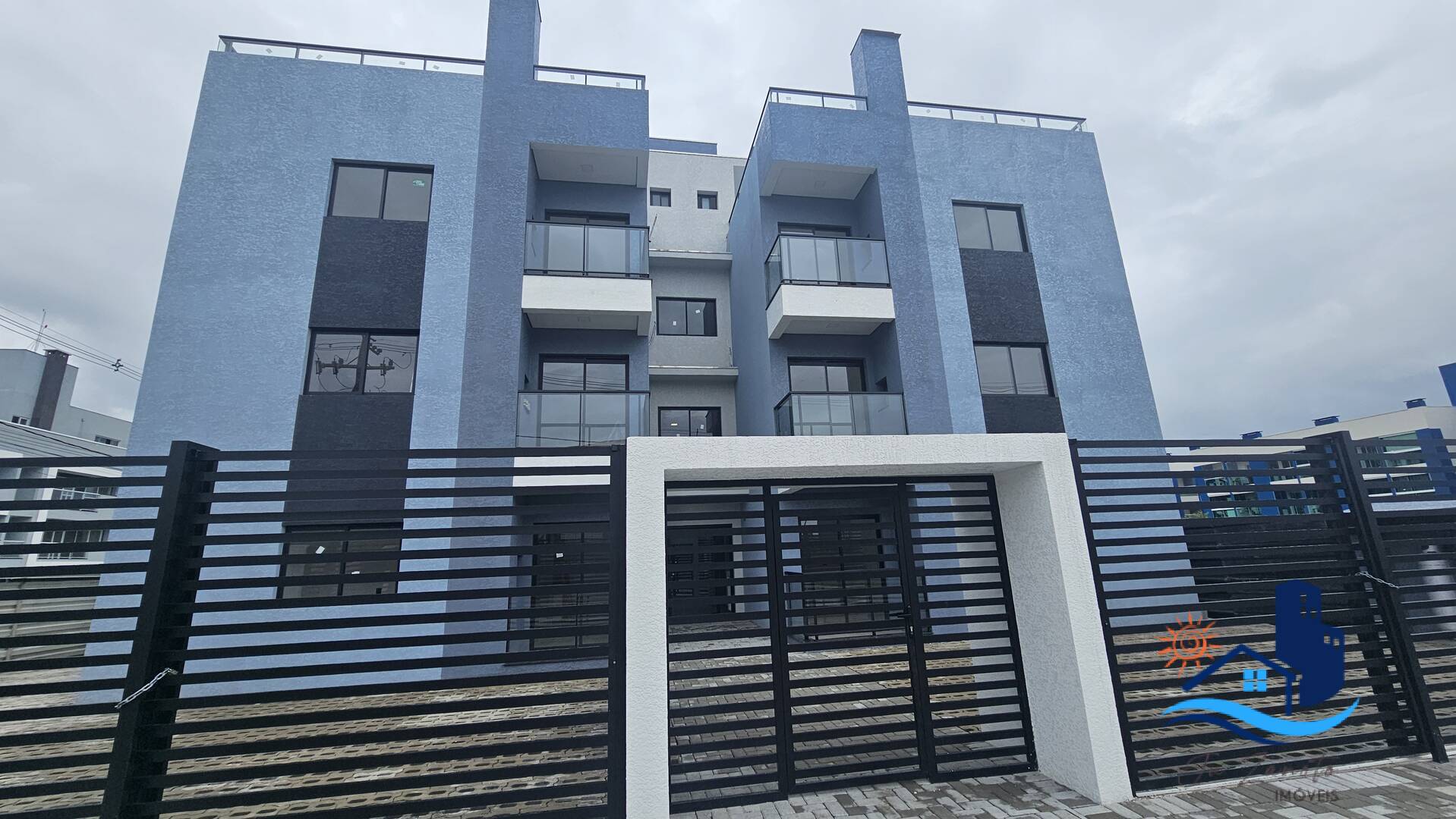 Apartamento à venda com 2 quartos, 67m² - Foto 1