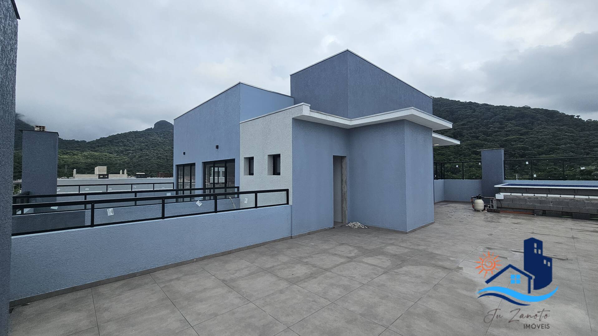 Apartamento à venda com 2 quartos, 67m² - Foto 14