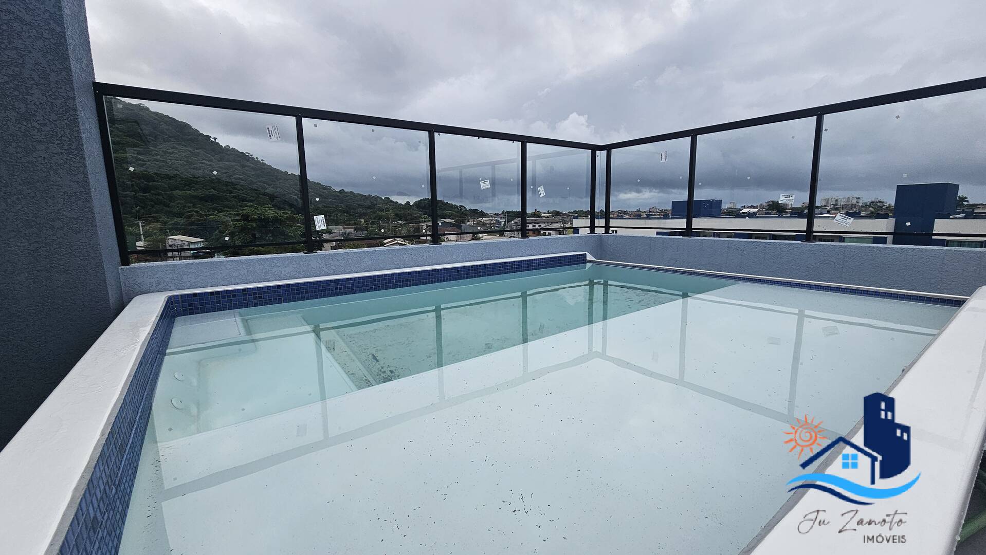 Apartamento à venda com 2 quartos, 67m² - Foto 16