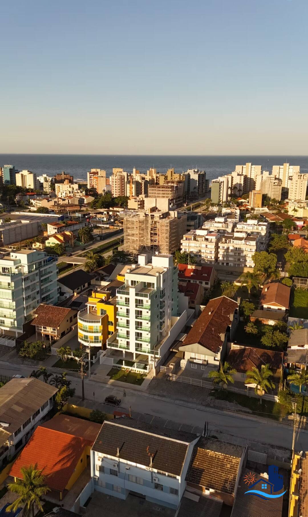 Apartamento à venda com 2 quartos, 114m² - Foto 2