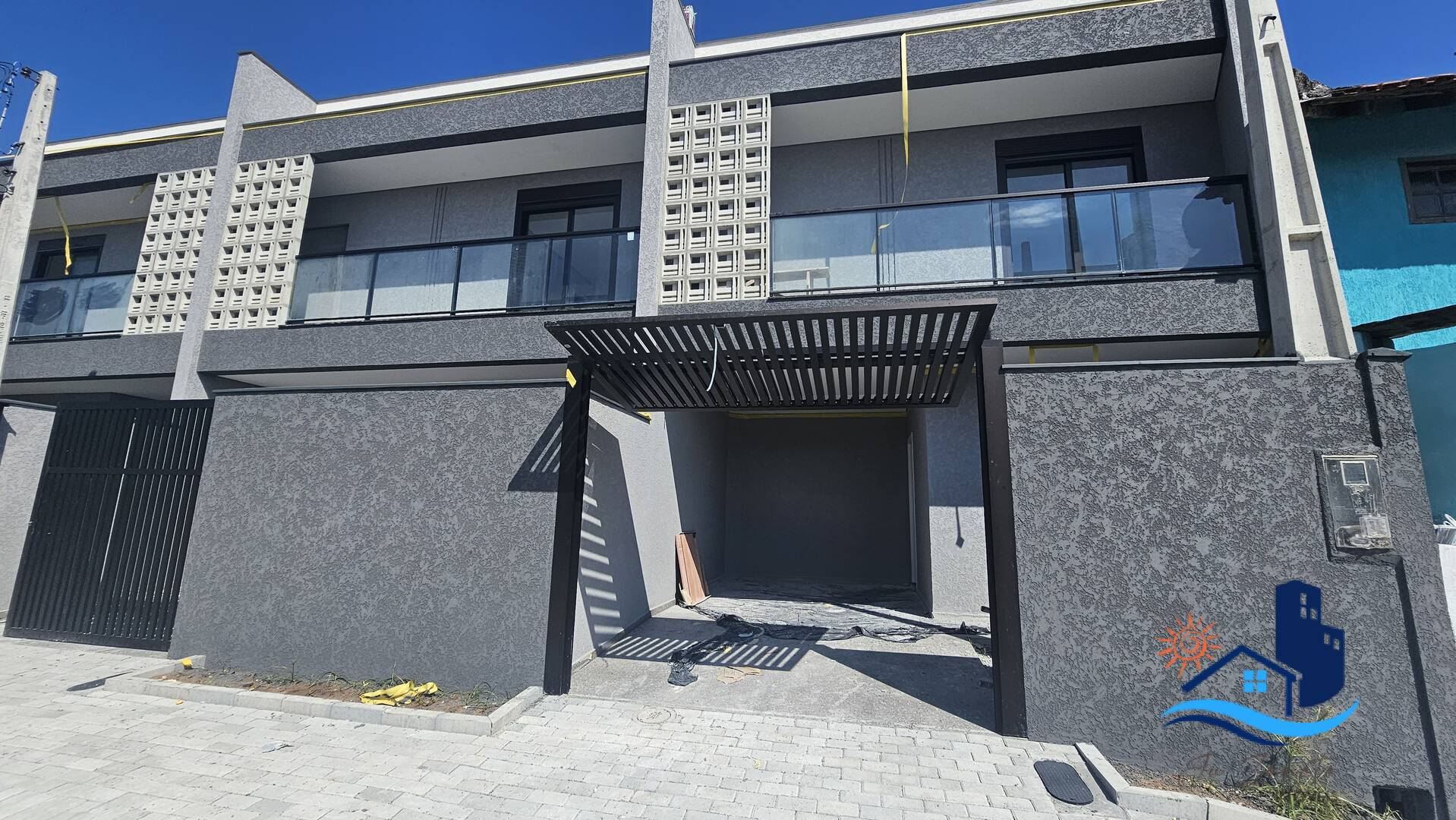 Sobrado à venda com 3 quartos, 112m² - Foto 1