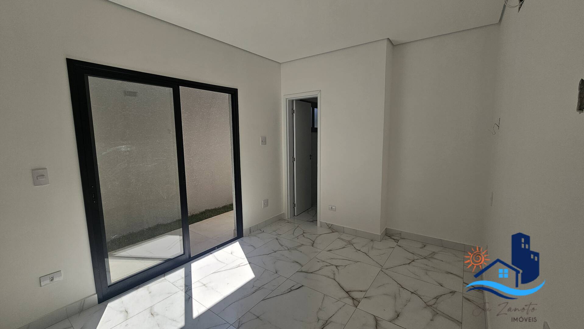 Casa à venda com 3 quartos, 75m² - Foto 11