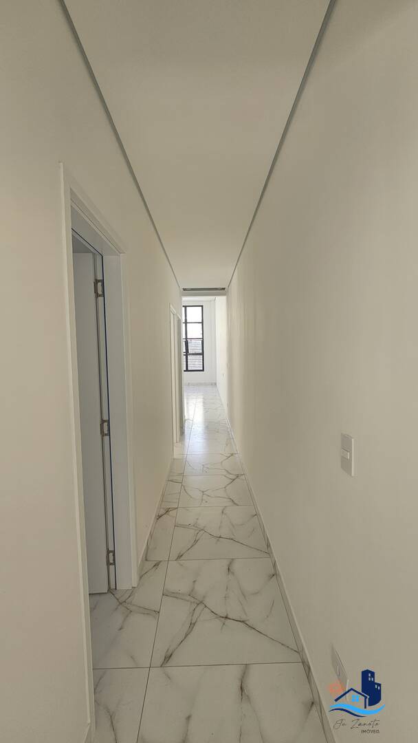 Casa à venda com 3 quartos, 75m² - Foto 14