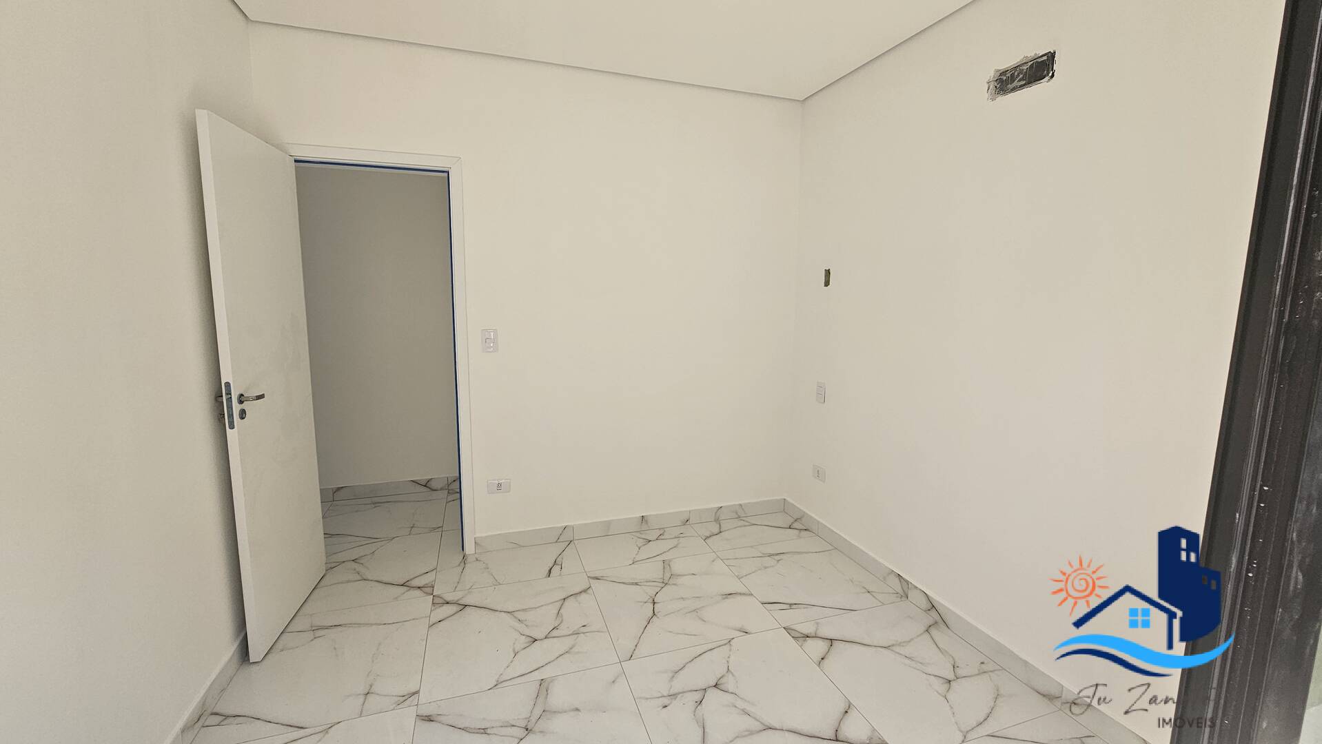 Casa à venda com 3 quartos, 75m² - Foto 19