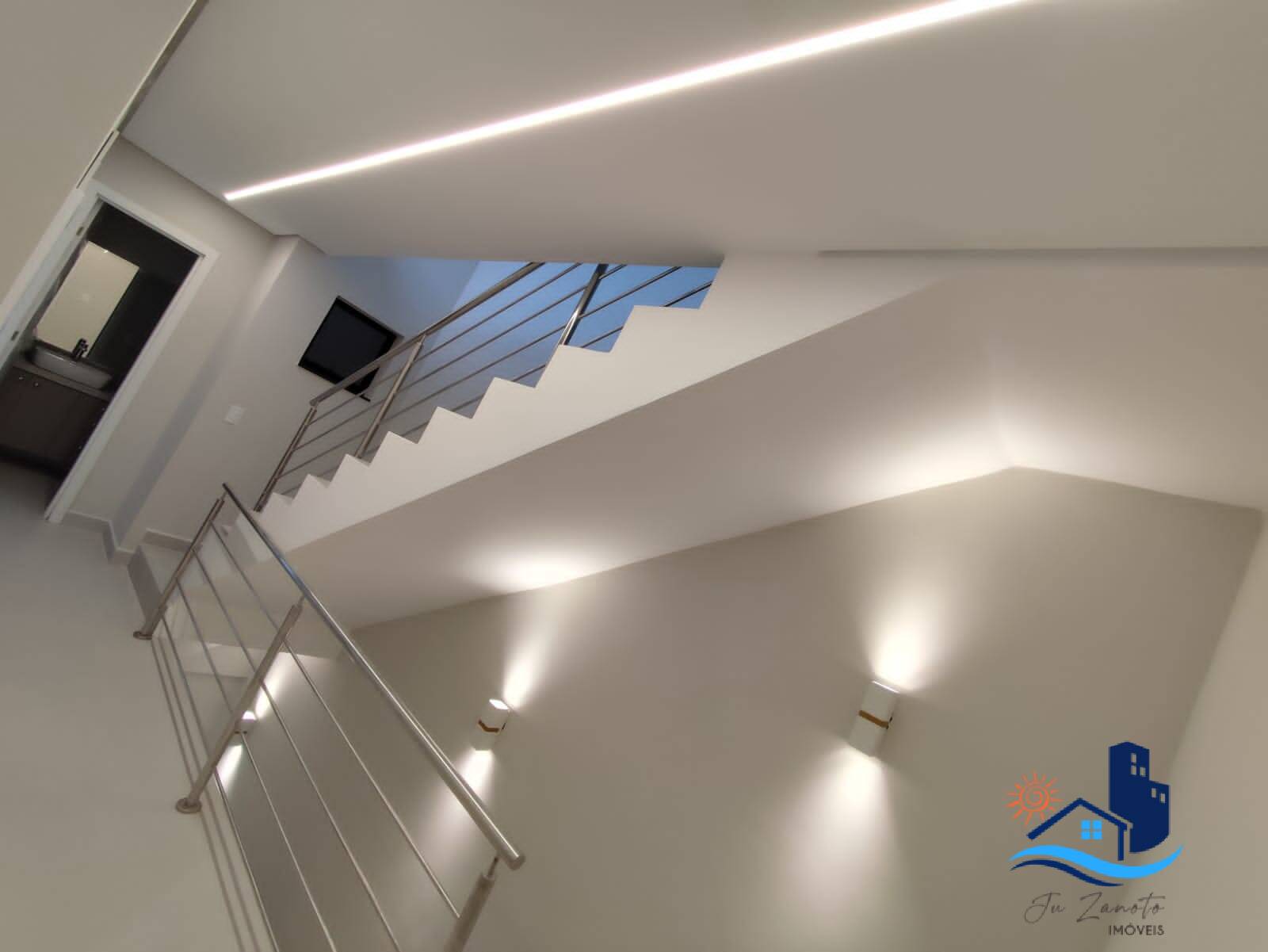 Casa à venda com 4 quartos, 177m² - Foto 4