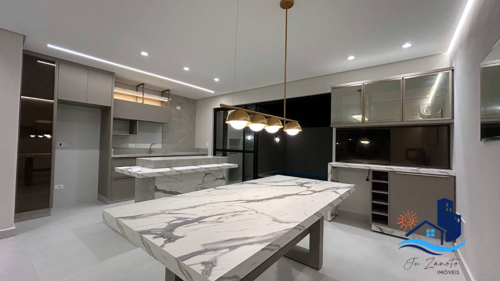 Casa à venda com 4 quartos, 177m² - Foto 17