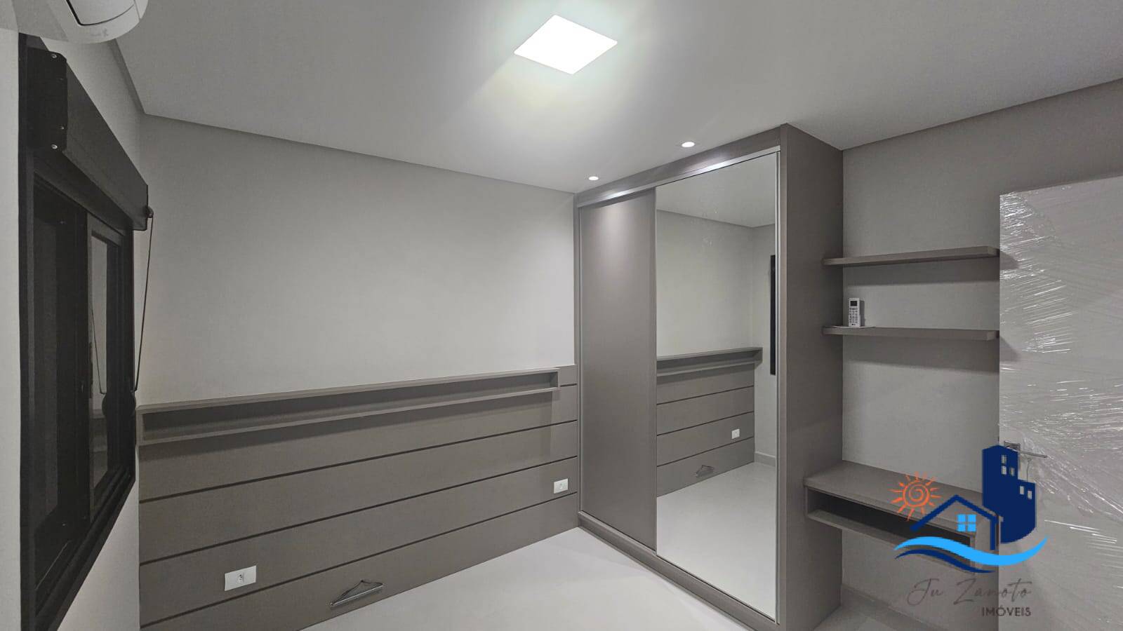 Casa à venda com 4 quartos, 177m² - Foto 13