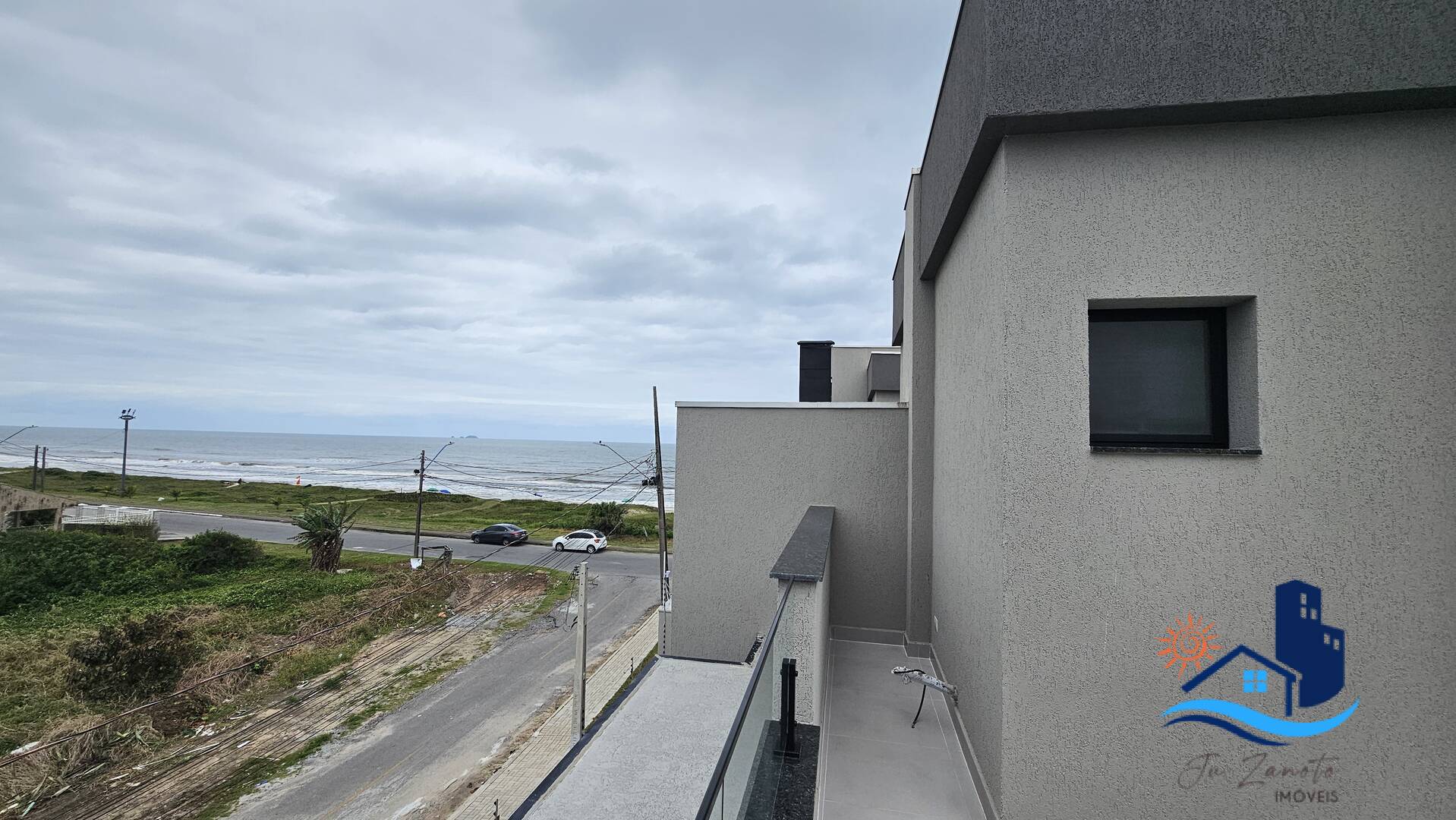 Sobrado à venda com 4 quartos, 216m² - Foto 4