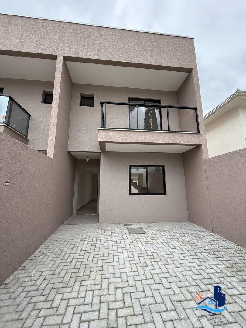 Casa à venda com 3 quartos, 167m² - Foto 1