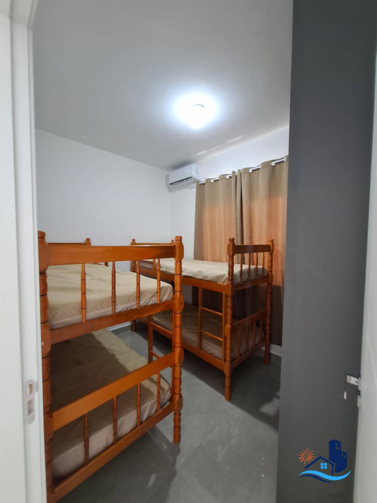 Casa à venda com 2 quartos, 49m² - Foto 6