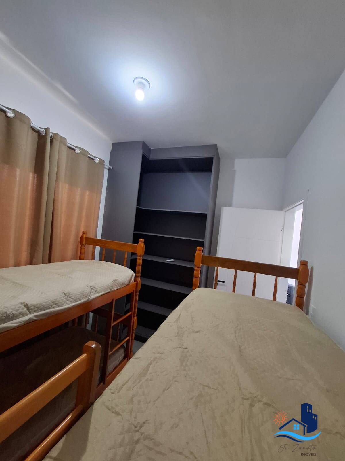 Casa à venda com 2 quartos, 49m² - Foto 8