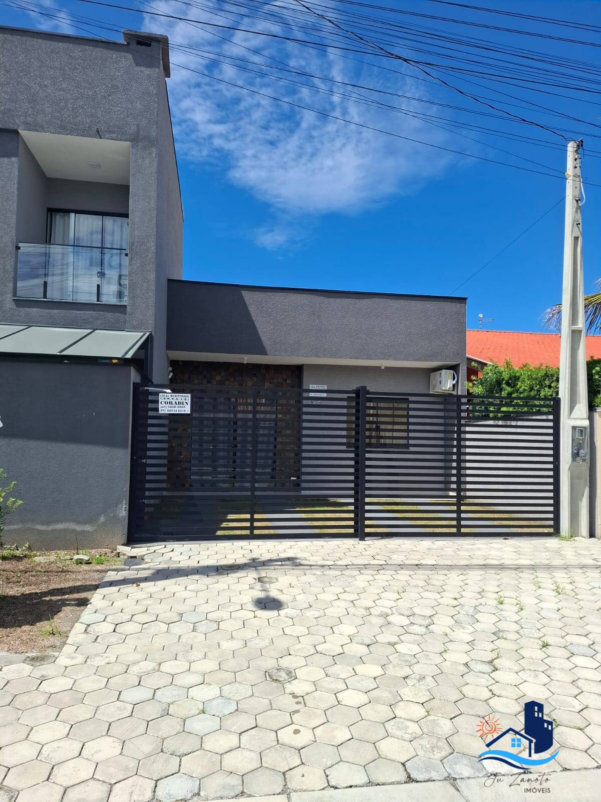 Casa à venda com 2 quartos, 49m² - Foto 2