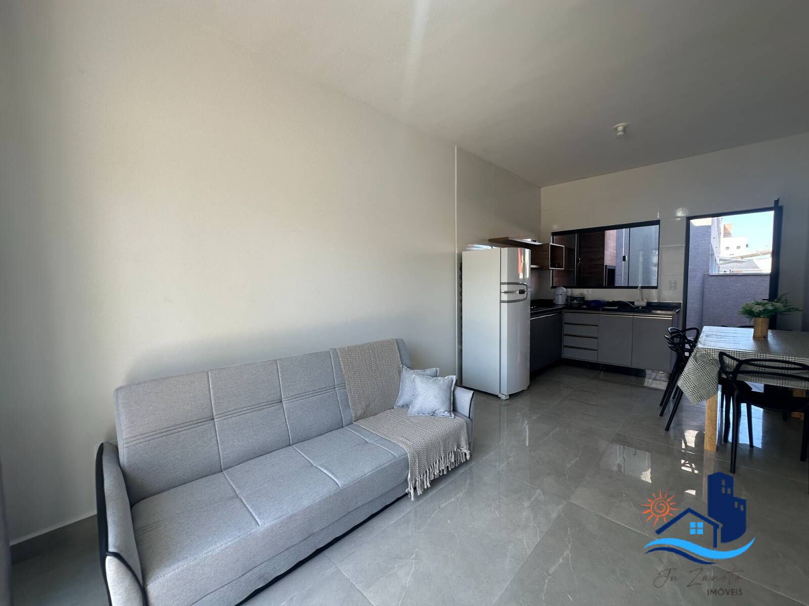 Casa à venda com 2 quartos, 49m² - Foto 20