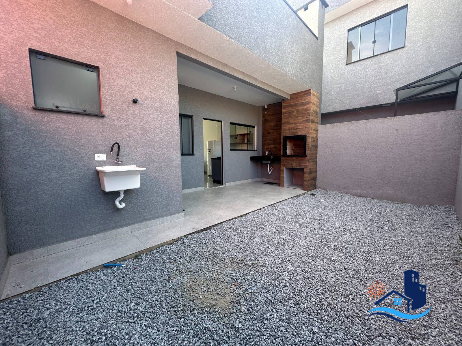 Casa à venda com 2 quartos, 49m² - Foto 22