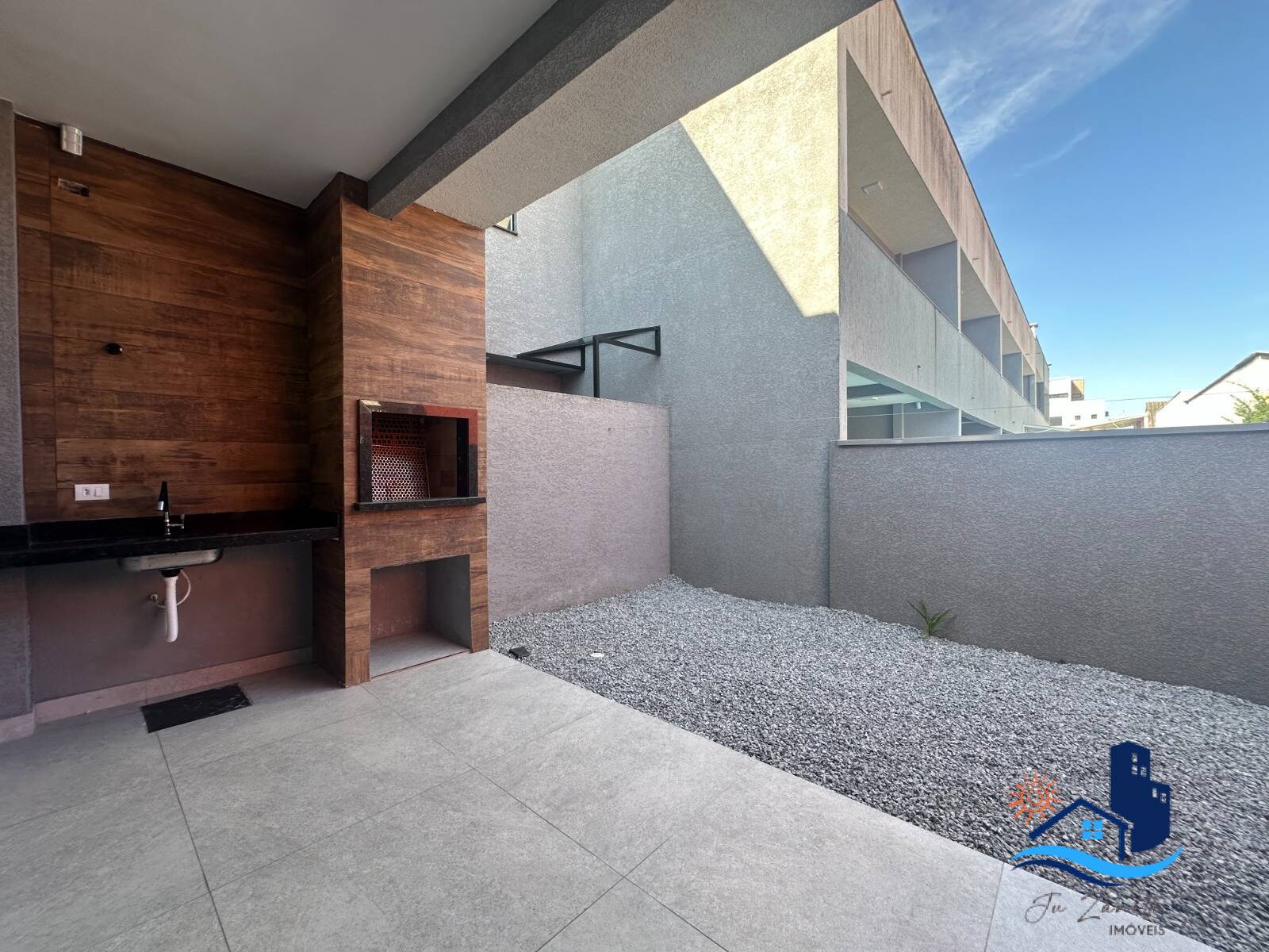 Casa à venda com 2 quartos, 49m² - Foto 21
