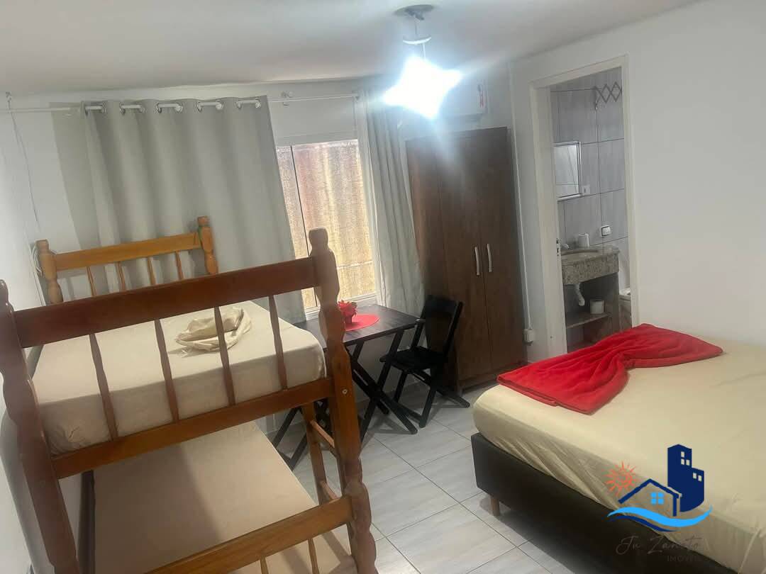 Casa à venda com 9 quartos, 483456m² - Foto 3
