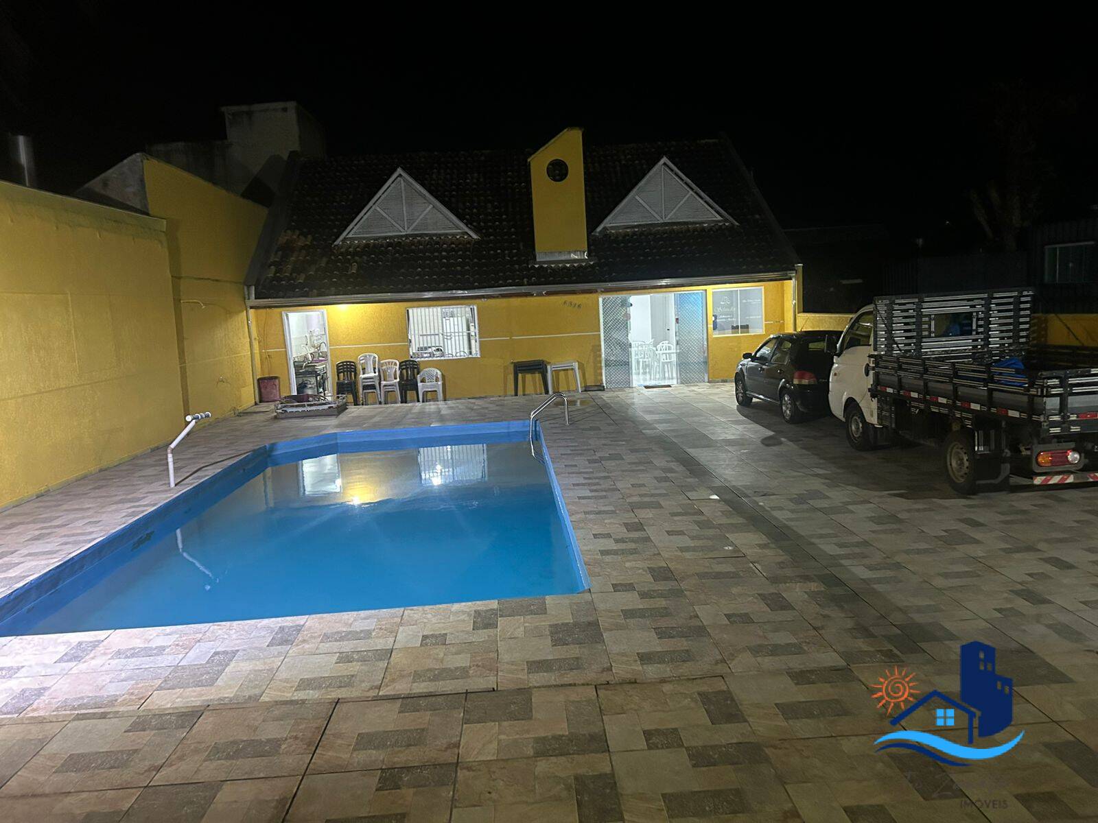 Casa à venda com 9 quartos, 483456m² - Foto 12