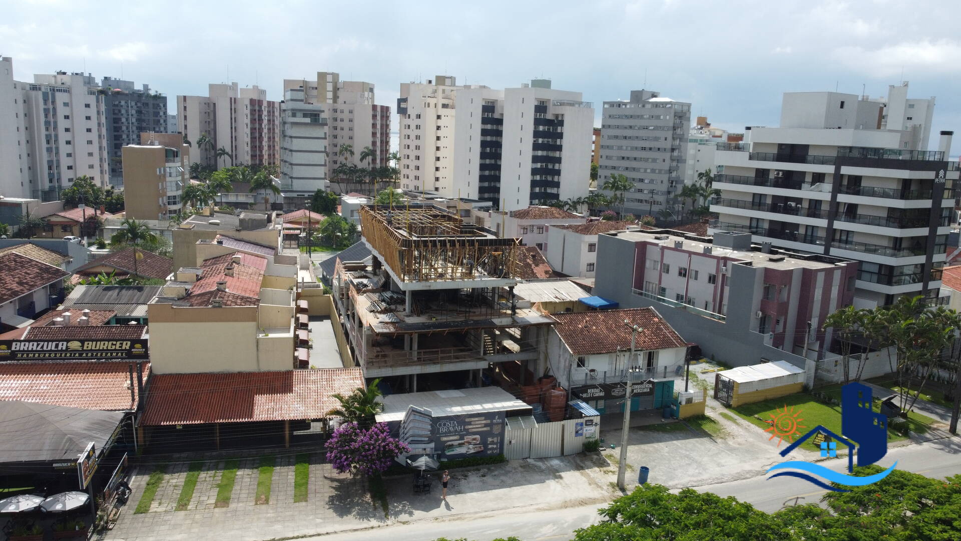 Apartamento, 3 quartos, 176 m² - Foto 2