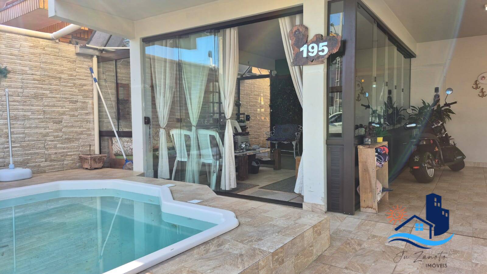 Casa, 4 quartos, 200 m² - Foto 2