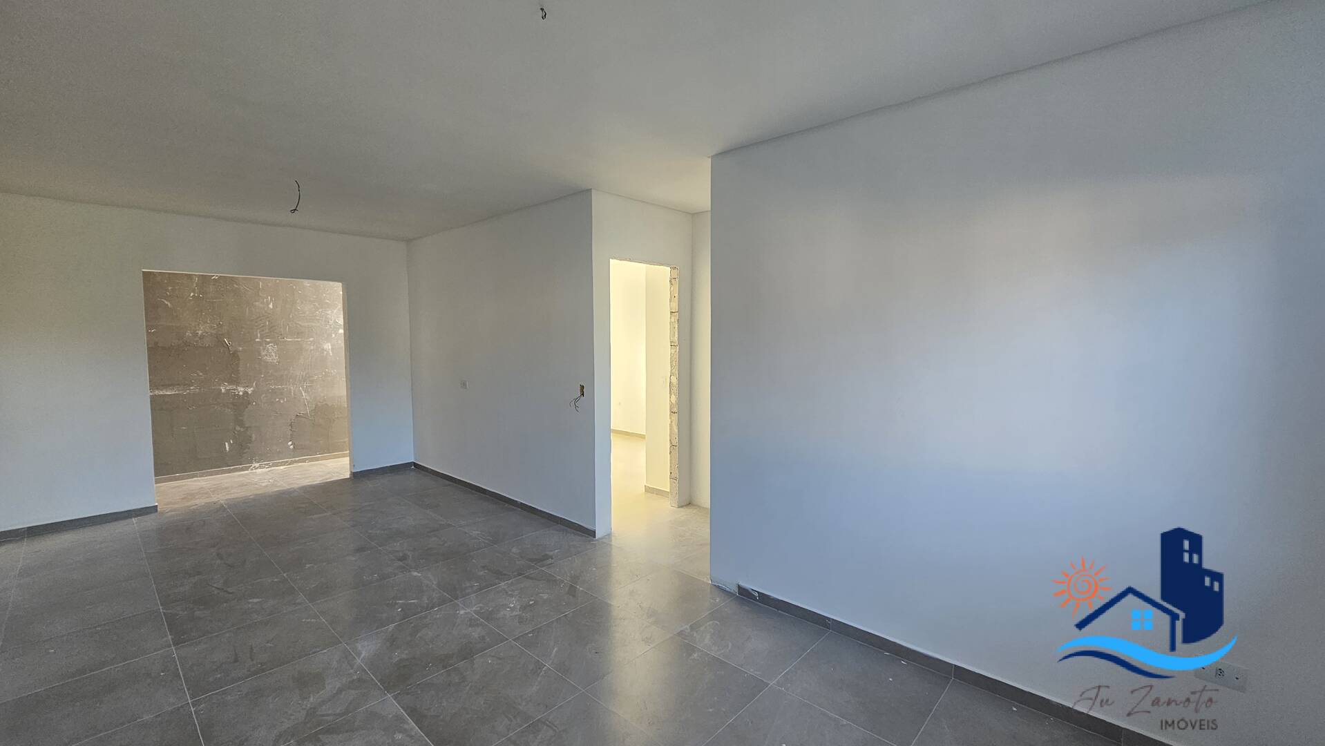 Casa à venda com 2 quartos, 50m² - Foto 3