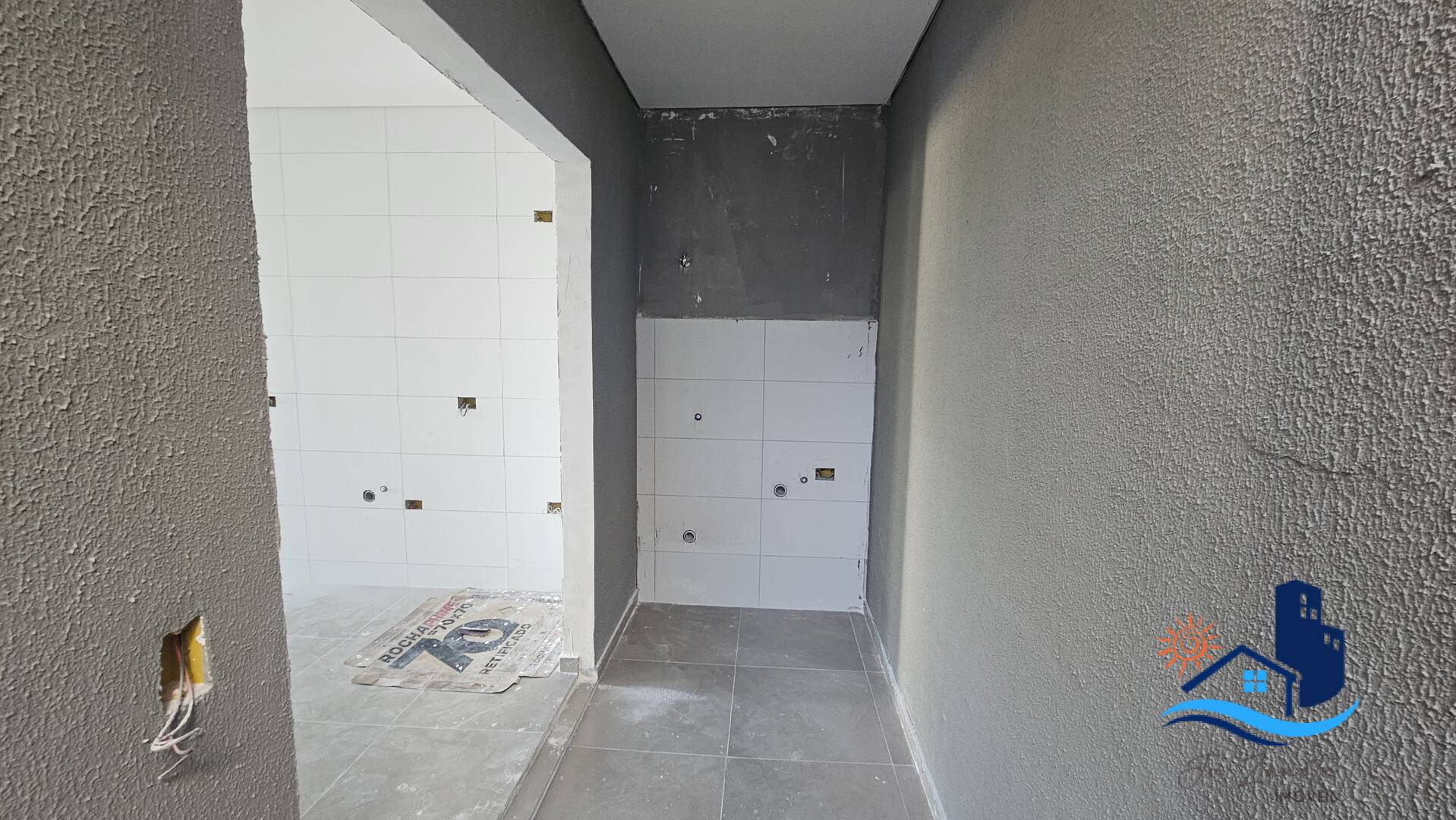 Casa à venda com 2 quartos, 50m² - Foto 8