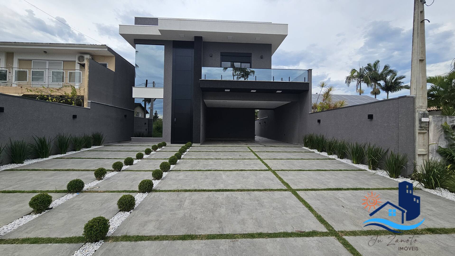 Casa, 4 quartos, 290 m² - Foto 1