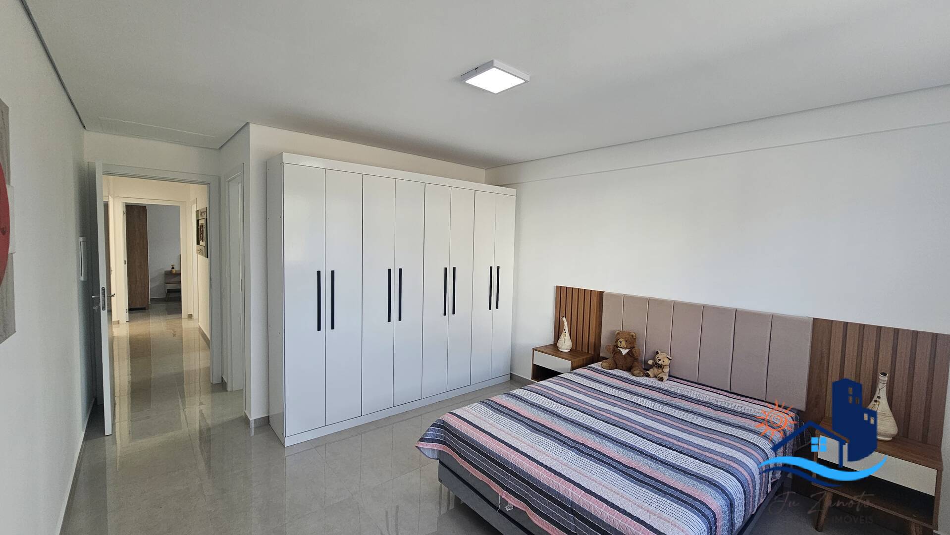 Casa, 5 quartos, 240 m² - Foto 12