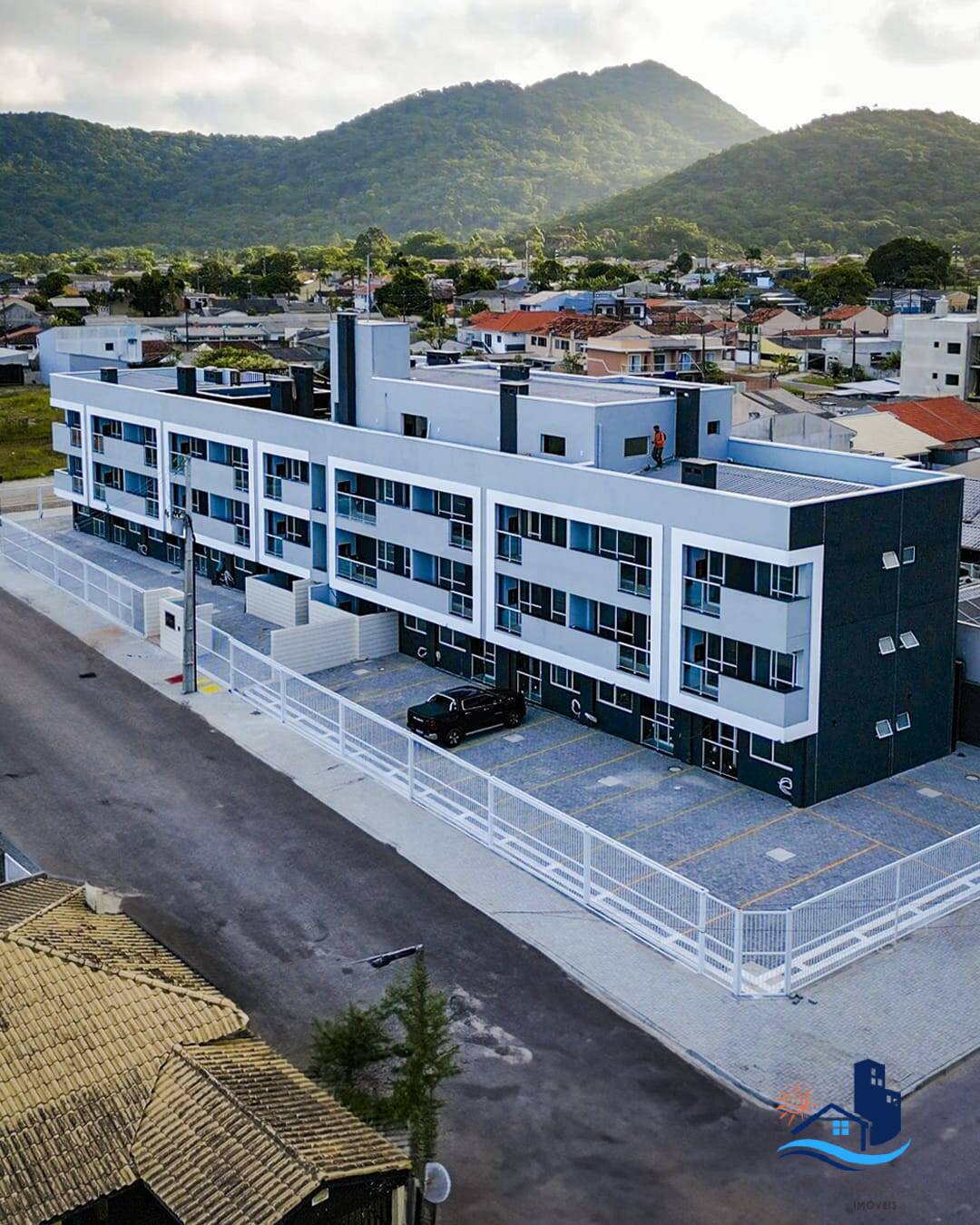 Apartamento à venda com 2 quartos, 44m² - Foto 1