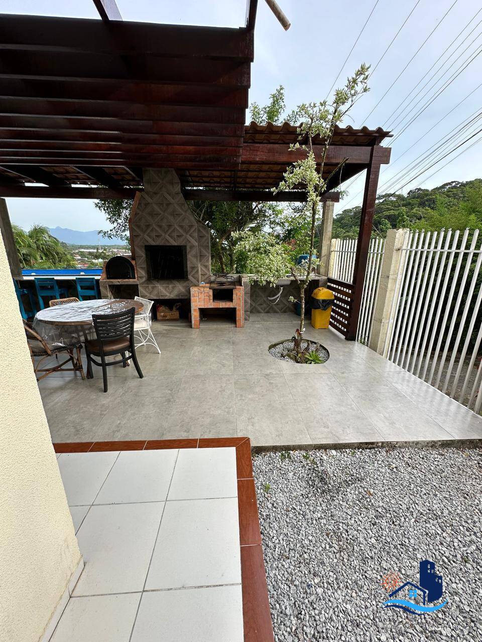Sobrado à venda com 3 quartos, 200m² - Foto 5